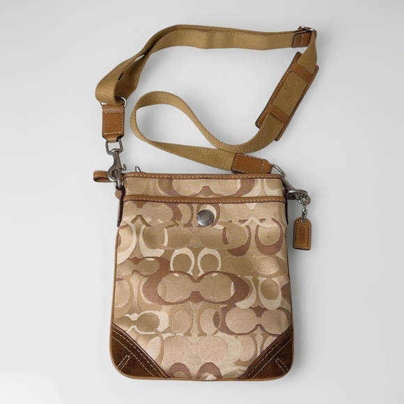 Coach 10148 Vintage Y2K Optic Tan Brown Signature Swing Bag Crossbody Bag - Picture 1 of 13